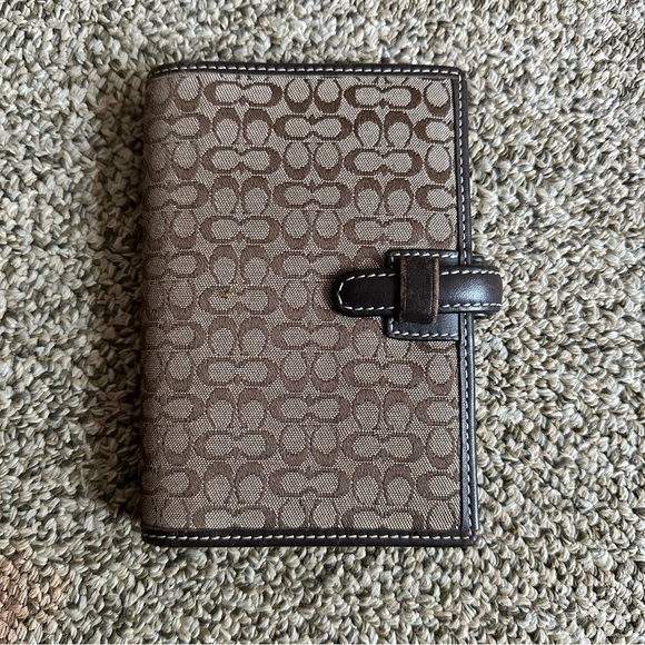 Coach Handbags - Coach Signature Print Easy Closure Wallet